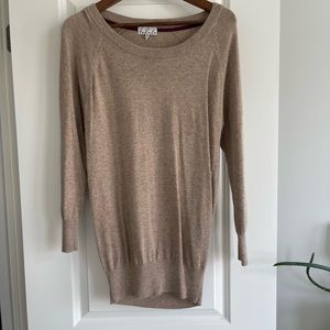 Aritzia Talula Sweater